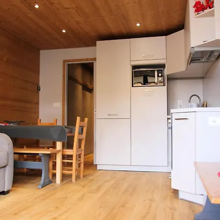 Roche Blanche - Location: Beau Renove Mae-9086 Val Thorens